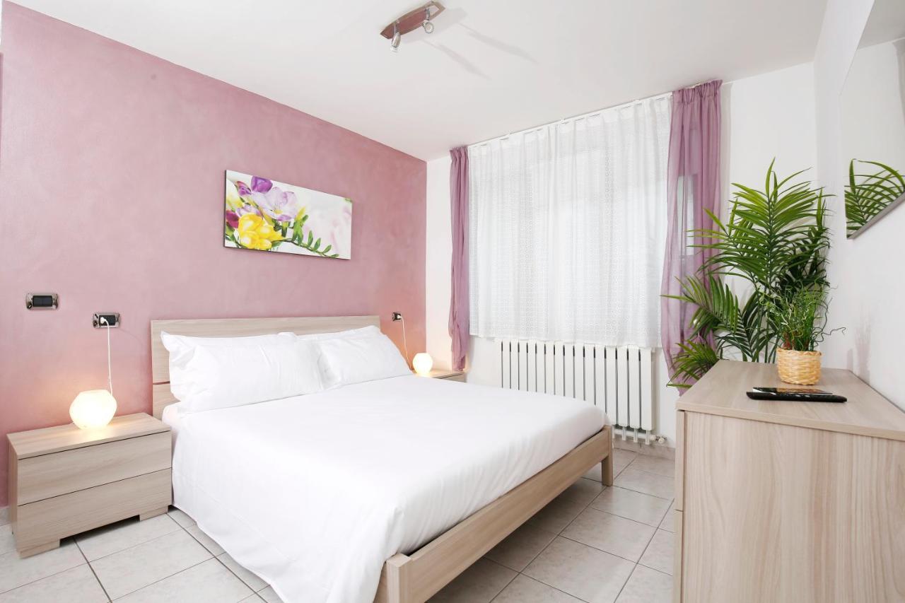 Appartamenti Diffusi Di Villa Fiorita Con Accesso Alle Piscine Della Struttura Principale Cattolica Ngoại thất bức ảnh